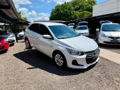 CHEVROLET ONIX HATCH LT 1.0 8V FLEXPOWER 5P MEC. /2023 AR MULTIMARCAS VENÂNCIO AIRES / Carros no Vale