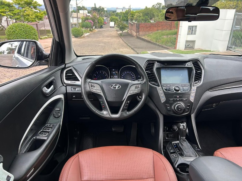 HYUNDAI SANTA FÉ GLS 3.3 V6 2014/2014 LS MULTIMARCAS VENÂNCIO AIRES / Carros no Vale