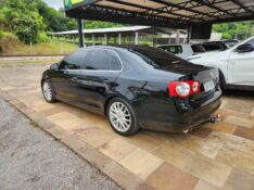 VOLKSWAGEN JETTA 2.5 2007/2007 TS VEÍCULOS ANTA GORDA / Carros no Vale