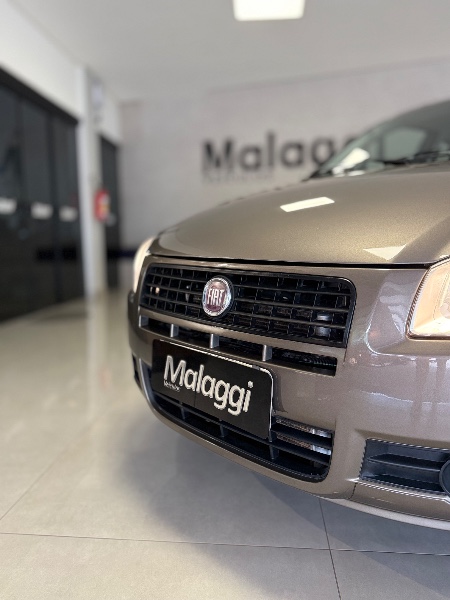 FIAT STRADA 1.4 MPI WORKING CD 8V FLEX 2P MANUAL 2012/2013 MALAGGI VEÍCULOS ENCANTADO / Carros no Vale