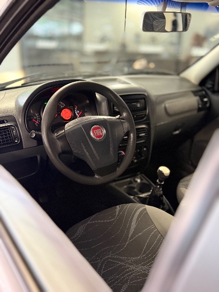 FIAT STRADA 1.4 MPI WORKING CD 8V FLEX 2P MANUAL 2012/2013 MALAGGI VEÍCULOS ENCANTADO / Carros no Vale