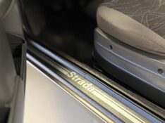 FIAT STRADA 1.4 MPI WORKING CD 8V FLEX 2P MANUAL 2012/2013 MALAGGI VEÍCULOS ENCANTADO / Carros no Vale