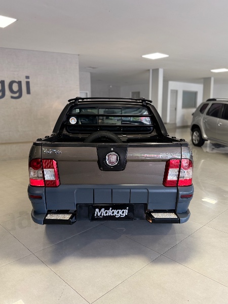 FIAT STRADA 1.4 MPI WORKING CD 8V FLEX 2P MANUAL 2012/2013 MALAGGI VEÍCULOS ENCANTADO / Carros no Vale