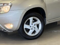 RENAULT DUSTER 2.0 DYNAMIQUE 16V 2015 2014/2015 MALAGGI VEÍCULOS ENCANTADO / Carros no Vale