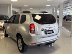 RENAULT DUSTER 2.0 DYNAMIQUE 16V 2015 2014/2015 MALAGGI VEÍCULOS ENCANTADO / Carros no Vale