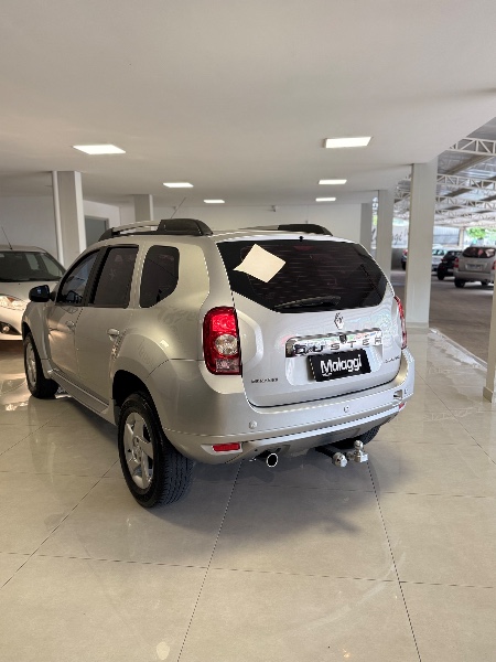 RENAULT DUSTER 2.0 DYNAMIQUE 16V 2015 2014/2015 MALAGGI VEÍCULOS ENCANTADO / Carros no Vale