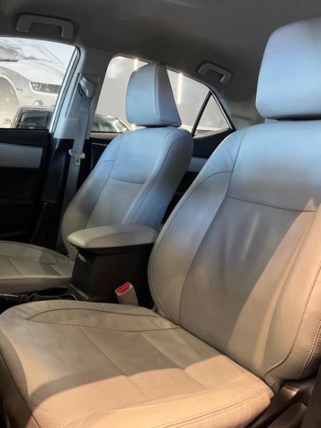 TOYOTA COROLLA XEI 2.0 FLEX 16V AUT. 2017/2017 JM AUTOMÓVEIS VENÂNCIO AIRES / Carros no Vale