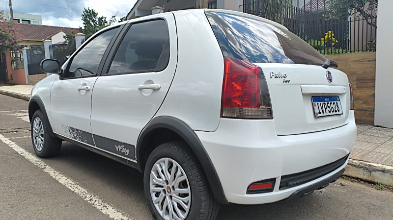FIAT PALIO 1.0 FIRE WAY 8V 2014/2015 ADRIANO VEÍCULOS CRUZEIRO DO SUL / Carros no Vale