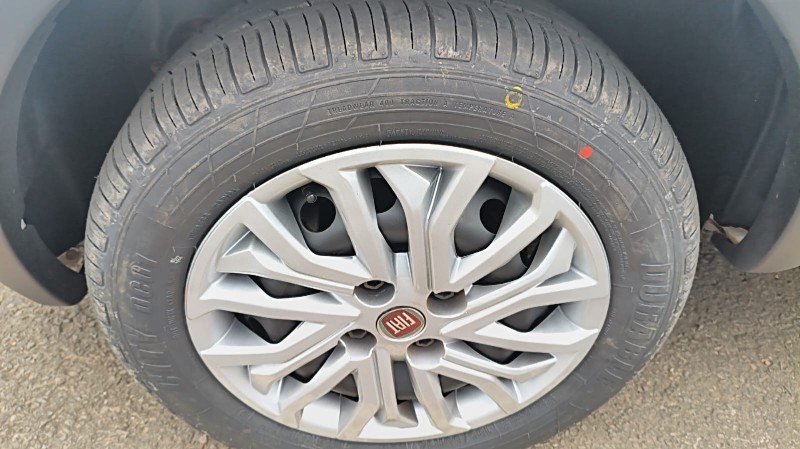 FIAT PALIO 1.0 FIRE WAY 8V 2014/2015 ADRIANO VEÍCULOS CRUZEIRO DO SUL / Carros no Vale