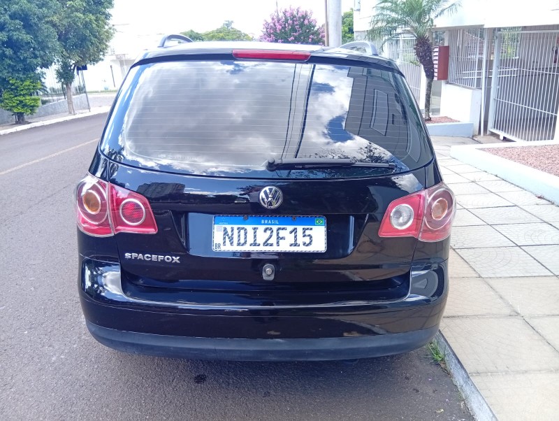 VOLKSWAGEN SPACEFOX COMFORT 1.6 2006/2007 ALTERNATIVA VEÍCULOS LAJEADO / Carros no Vale