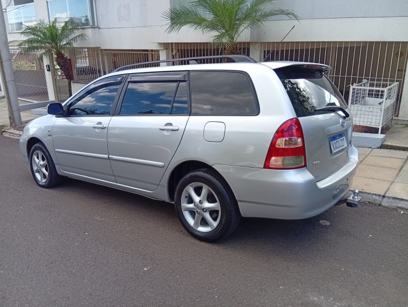 TOYOTA FIELDER 1.8 16V 2004/2005 ALTERNATIVA VEÍCULOS LAJEADO / Carros no Vale