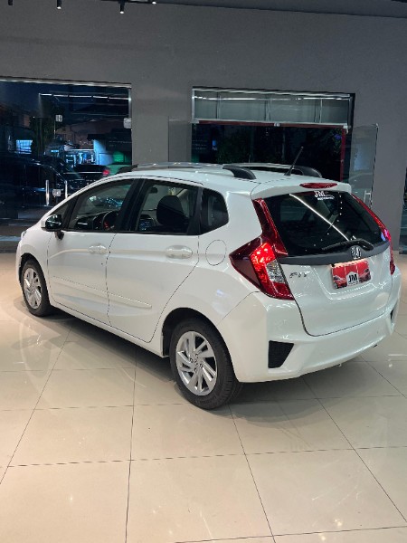 HONDA FIT 1.5 LX 16V 2015/2015 JM AUTOMÓVEIS VENÂNCIO AIRES / Carros no Vale