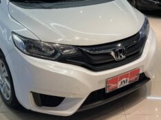 HONDA FIT 1.5 LX 16V 2015/2015 JM AUTOMÓVEIS VENÂNCIO AIRES / Carros no Vale