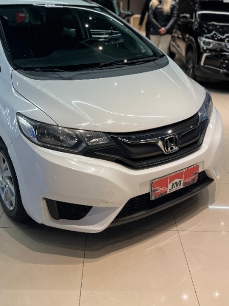 HONDA FIT 1.5 LX 16V 2015/2015 JM AUTOMÓVEIS VENÂNCIO AIRES / Carros no Vale