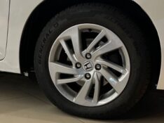 HONDA FIT 1.5 LX 16V 2015/2015 JM AUTOMÓVEIS VENÂNCIO AIRES / Carros no Vale