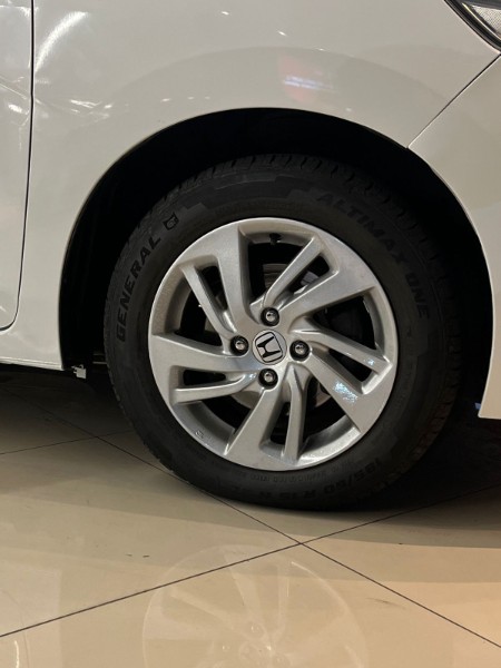 HONDA FIT 1.5 LX 16V 2015/2015 JM AUTOMÓVEIS VENÂNCIO AIRES / Carros no Vale