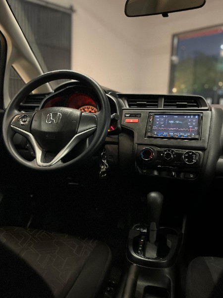 HONDA FIT 1.5 LX 16V 2015/2015 JM AUTOMÓVEIS VENÂNCIO AIRES / Carros no Vale