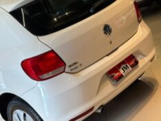 VOLKSWAGEN GOL TRENDLINE 1.0 T.FLEX 8V 5P 2015/2016 JM AUTOMÓVEIS VENÂNCIO AIRES / Carros no Vale