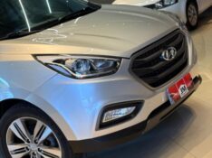 HYUNDAI IX35 2.0 16V 2WD 2016/2017 JM AUTOMÓVEIS VENÂNCIO AIRES / Carros no Vale