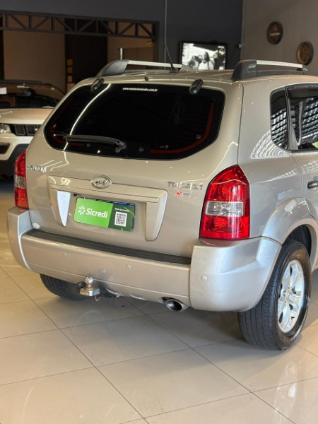 HYUNDAI TUCSON 2.0 2009/2010 JM AUTOMÓVEIS VENÂNCIO AIRES / Carros no Vale