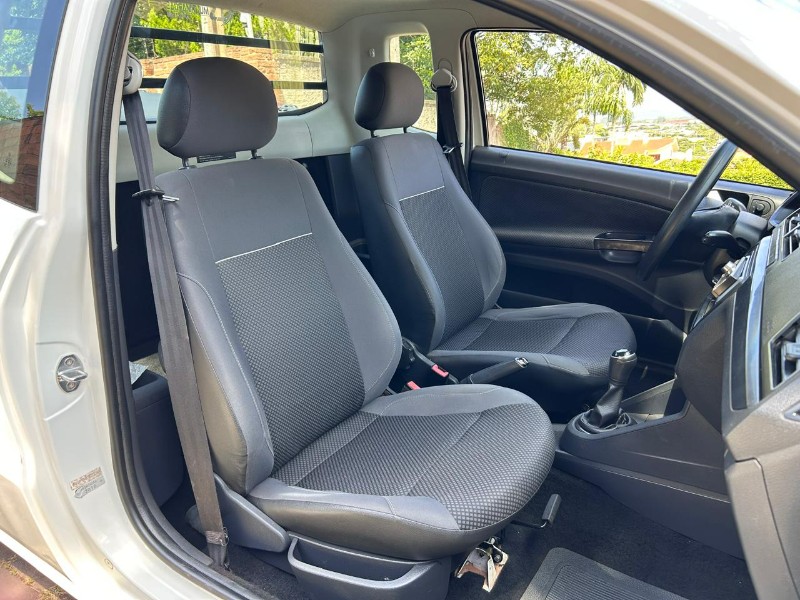 VOLKSWAGEN SAVEIRO TRENDLINE 1.6 T.FLEX 8V CE 2017/2017 LS MULTIMARCAS VENÂNCIO AIRES / Carros no Vale