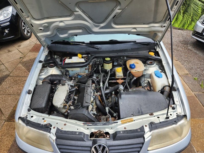 VOLKSWAGEN PARATI 1.6 1999/2000 TS VEÍCULOS ANTA GORDA / Carros no Vale