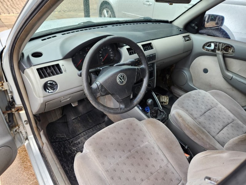 VOLKSWAGEN PARATI 1.6 1999/2000 TS VEÍCULOS ANTA GORDA / Carros no Vale