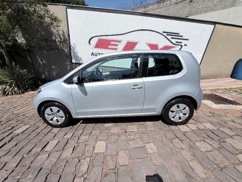 VOLKSWAGEN UP! 1.0 MPI TAKE 12V 2017/2017 ELY AUTOMÓVEIS LAJEADO / Carros no Vale