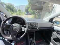 VOLKSWAGEN UP! 1.0 MPI TAKE 12V 2017/2017 ELY AUTOMÓVEIS LAJEADO / Carros no Vale