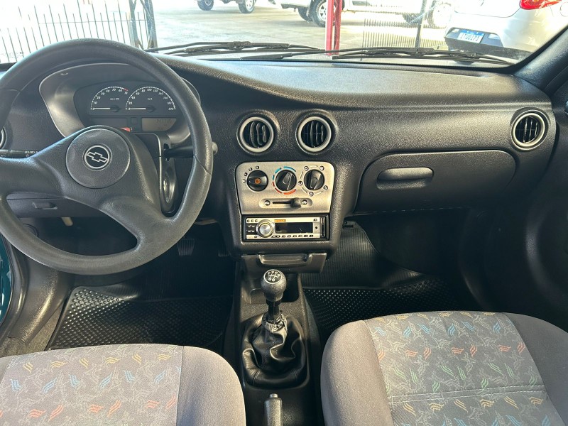 CHEVROLET CELTA 1.0 2002/2002 LAVENDA VEÍCULOS ARROIO DO MEIO / Carros no Vale