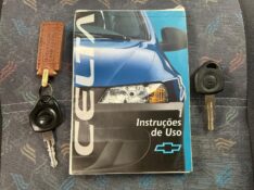 CHEVROLET CELTA 1.0 2002/2002 LAVENDA VEÍCULOS ARROIO DO MEIO / Carros no Vale