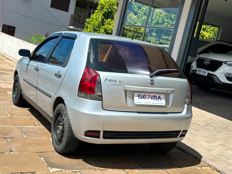 FIAT PALIO ELX 1.0 2004/2005 SÉTIMA VEÍCULOS GUAPORÉ / Carros no Vale