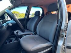 FIAT PALIO ELX 1.0 2004/2005 SÉTIMA VEÍCULOS GUAPORÉ / Carros no Vale