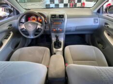 TOYOTA COROLLA GLI 1.8 2010/2011 SÉTIMA VEÍCULOS GUAPORÉ / Carros no Vale