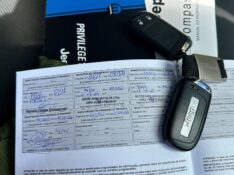 JEEP COMPASS LONGITUDE T270 2022/2023 SÉTIMA VEÍCULOS GUAPORÉ / Carros no Vale
