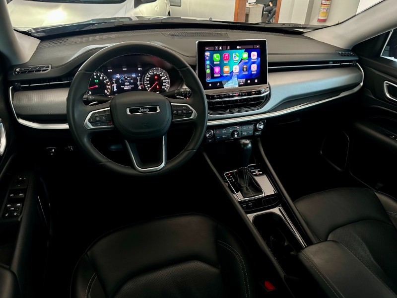 JEEP COMPASS LONGITUDE T270 2022/2023 SÉTIMA VEÍCULOS GUAPORÉ / Carros no Vale
