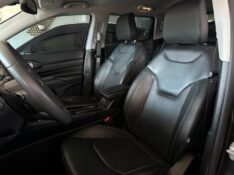 JEEP COMPASS LONGITUDE T270 2022/2023 SÉTIMA VEÍCULOS GUAPORÉ / Carros no Vale