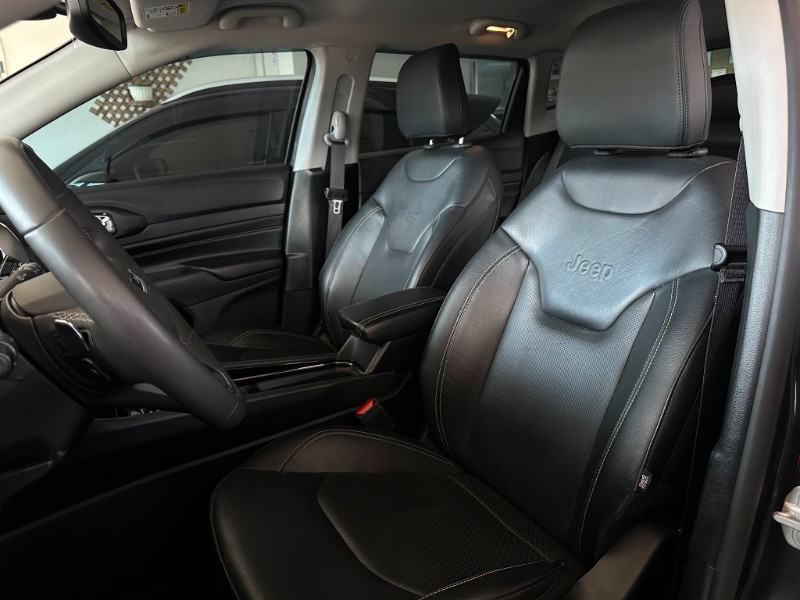 JEEP COMPASS LONGITUDE T270 2022/2023 SÉTIMA VEÍCULOS GUAPORÉ / Carros no Vale
