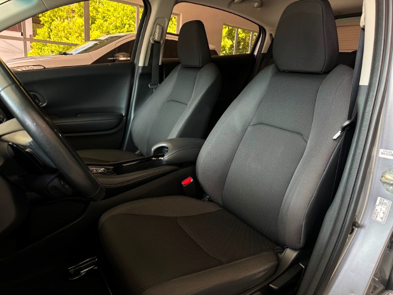 HONDA HR-V EX 1.8 2019/2020 SÉTIMA VEÍCULOS GUAPORÉ / Carros no Vale