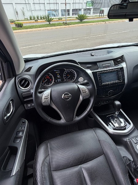 NISSAN FRONTIER LE CD 4X4 2.3 BI-TB DIESEL AUT. 2018/2018 BOSCO AUTOMÓVEIS GUAPORÉ / Carros no Vale NISSAN FRONTIER LE CD 4X4 2.3 BI-TB DIESEL AUT. 2018/2018 BOSCO AUTOMÓVEIS GUAPORÉ / Carros no Vale