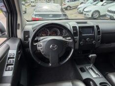 NISSAN FRONTIER SL CD 4X4 2.5TB DIESEL AUT 2015/2015 BOSCO AUTOMÓVEIS GUAPORÉ / Carros no Vale