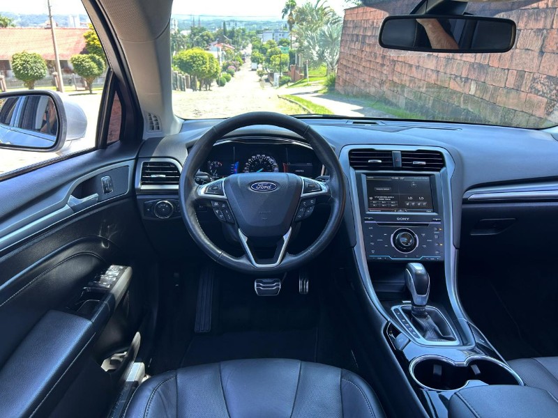 FORD FUSION TITANIUM 2.0 GTDI ECO AWD AUT 2015/2015 LS MULTIMARCAS VENÂNCIO AIRES / Carros no Vale