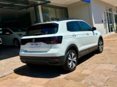 VOLKSWAGEN T-CROSS 200 TSI 2020/2021 SÉTIMA VEÍCULOS GUAPORÉ / Carros no Vale