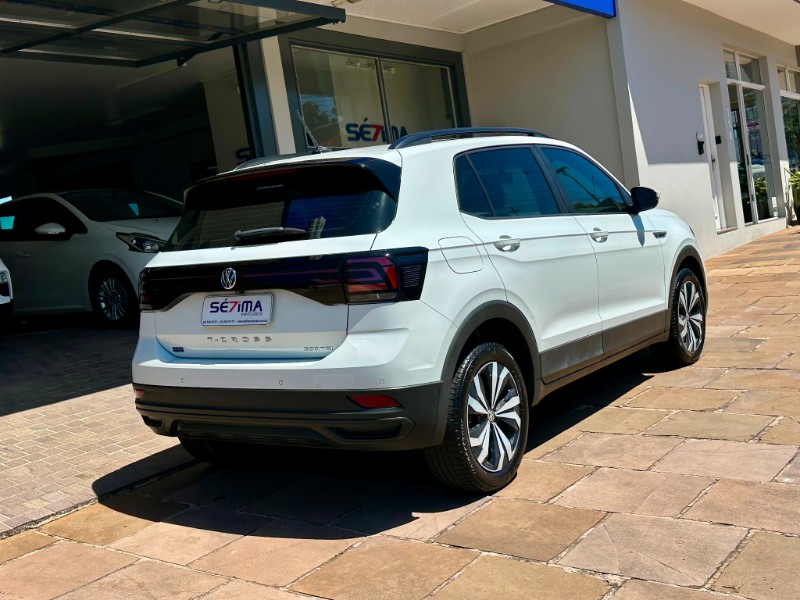 VOLKSWAGEN T-CROSS 200 TSI 2020/2021 SÉTIMA VEÍCULOS GUAPORÉ / Carros no Vale