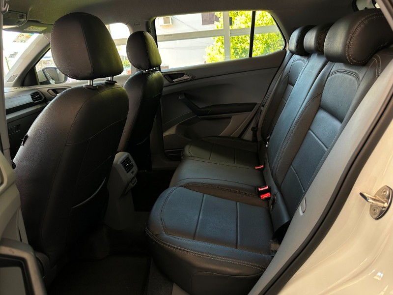 VOLKSWAGEN T-CROSS 200 TSI 2020/2021 SÉTIMA VEÍCULOS GUAPORÉ / Carros no Vale