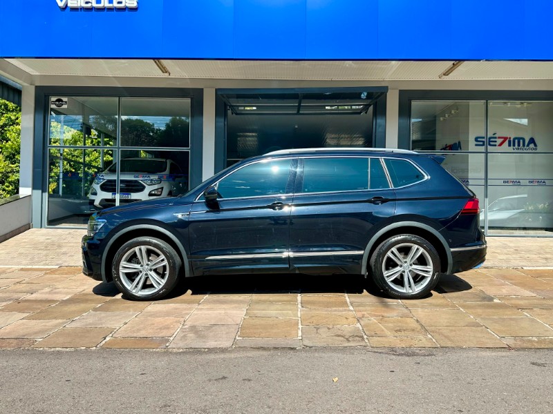 VOLKSWAGEN TIGUAN R-LINE 350 TSI 2020/2020 SÉTIMA VEÍCULOS GUAPORÉ / Carros no Vale