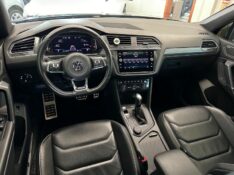 VOLKSWAGEN TIGUAN R-LINE 350 TSI 2020/2020 SÉTIMA VEÍCULOS GUAPORÉ / Carros no Vale