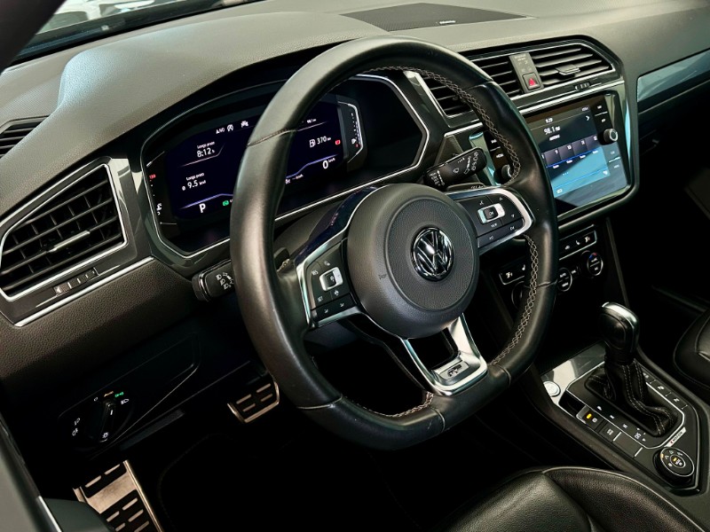 VOLKSWAGEN TIGUAN R-LINE 350 TSI 2020/2020 SÉTIMA VEÍCULOS GUAPORÉ / Carros no Vale
