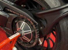 HONDA MOTOS CB 1000R /2022 EXCLUSIVO VEÍCULOS SANTA CRUZ DO SUL / Carros no Vale