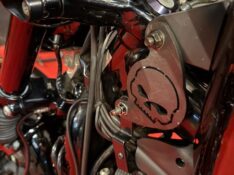 HARLEY DAVIDSON FORTY-EIGHT /2014 EXCLUSIVO VEÍCULOS SANTA CRUZ DO SUL / Carros no Vale